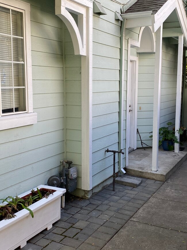 1520 Adeline St, Oakland, CA 94607 - photo 4