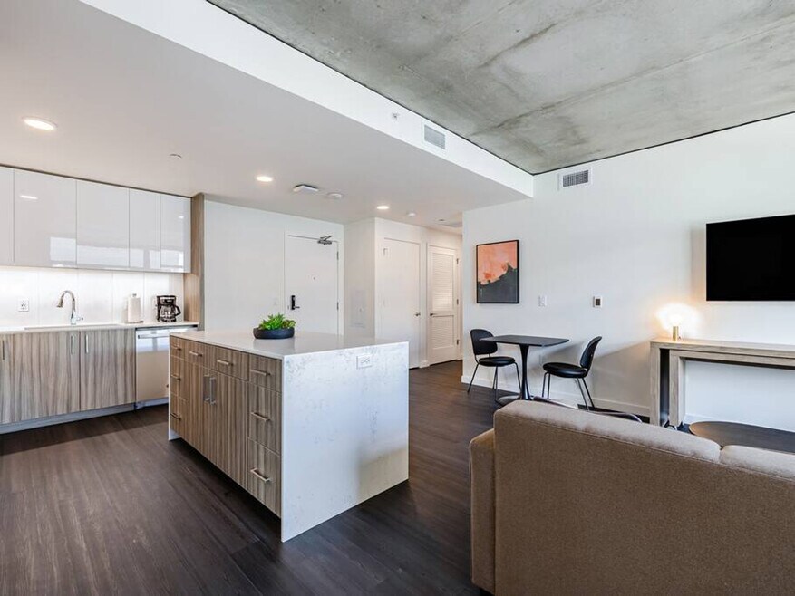 1550 NW Naito Pkwy unit ID1226764P, Portland, OR 97209 - photo 1