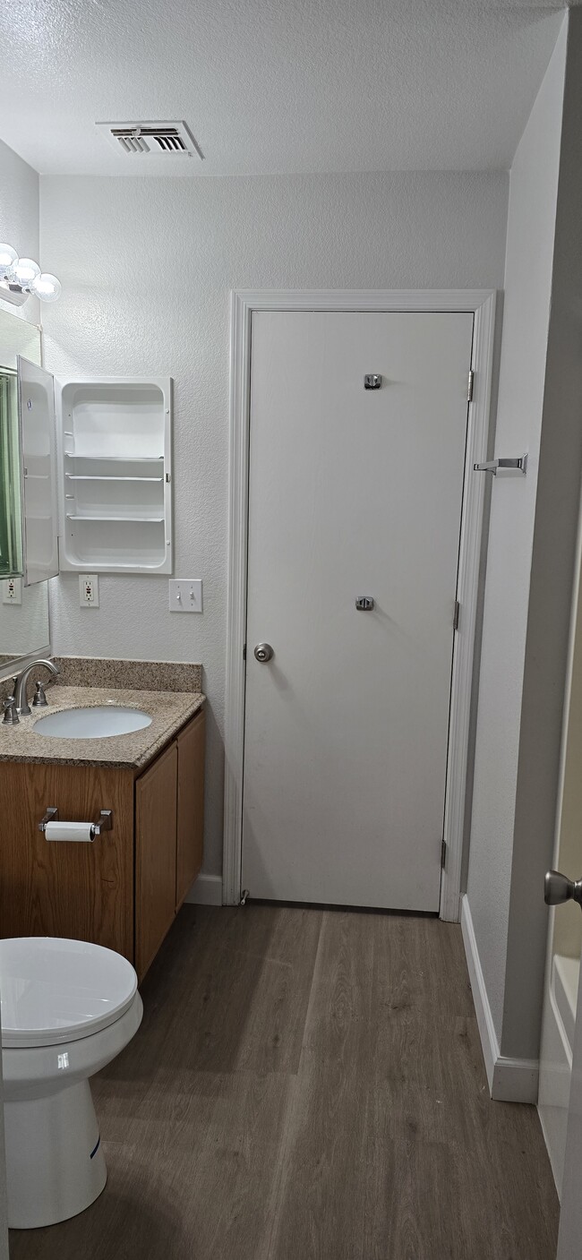 11602 W Charter Oak Rd, El Mirage, AZ 85335 - photo 3