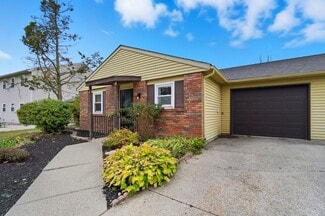 812 Villa Park Ct, Fort Wayne, IN 46808