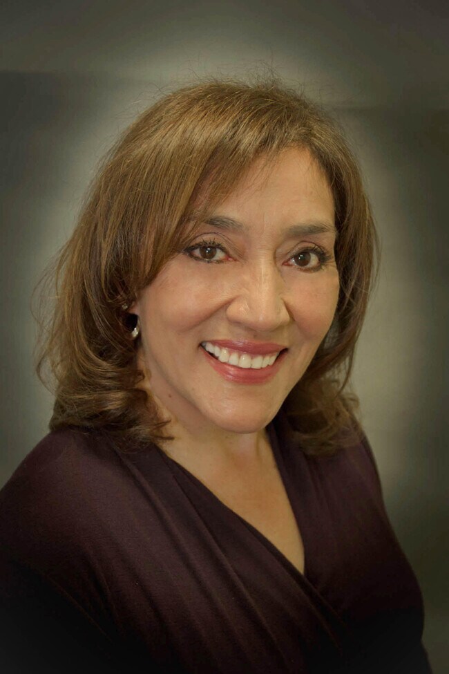 Ofelia Serrano