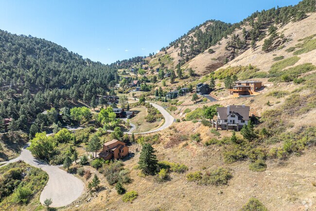 Nestled at the base of the Rocky Mountains, Foothills provides easy access to nature trails.