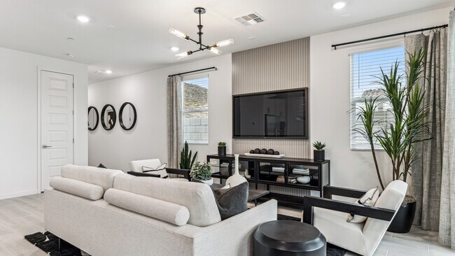 1160 E Kachina Trail, Phoenix, AZ 85042 - photo 4