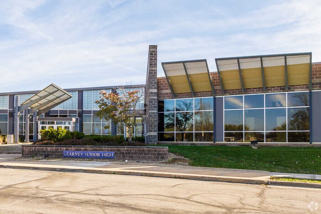 Kearney Junior High School, working together to become life-long learners.