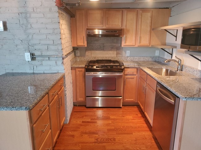 1016 Jefferson St unit 4, Lynchburg, VA 24504 - photo 4