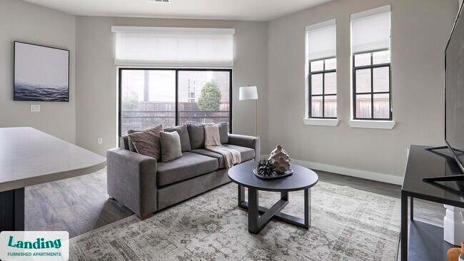 1215 Sawyer St unit 124, Houston, TX 77007 - photo 2