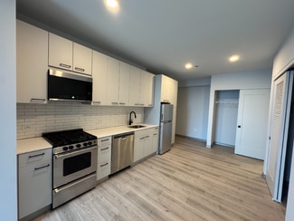 2131 N Elston Ave Unit 541, Chicago, IL 60614