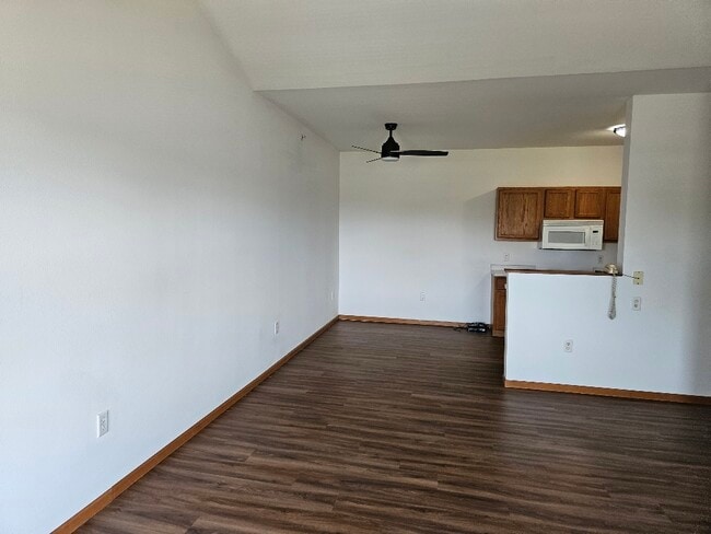 Cannery Row Apartments, Waunakee, WI 53597 - photo 3