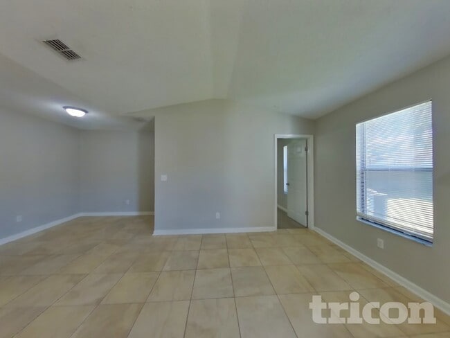 1553 Kingfisher Blvd, Orange Park, FL 32065 - photo 2