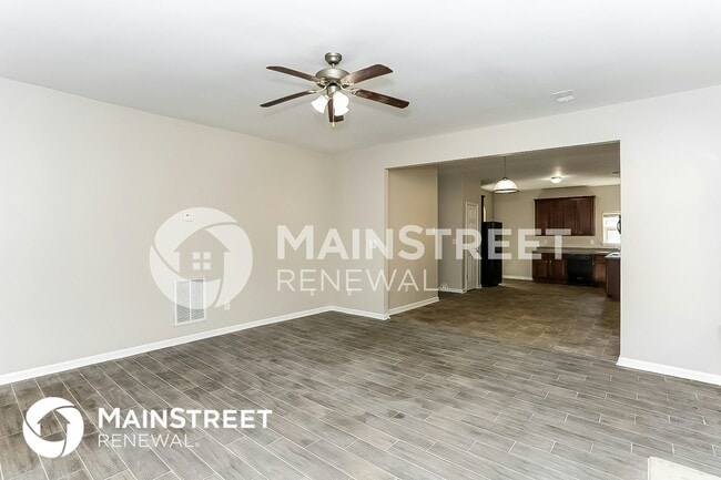 5118 Upper Elm St, Atlanta, GA 30349 - photo 7