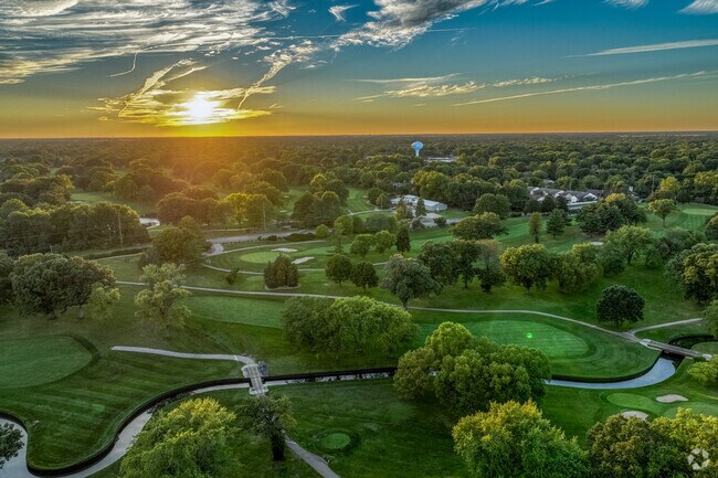 Monroe Park West is near the Illini Country Club which offers a pool and tennis courts as well.