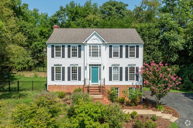Remodelled Colonial homes are tucked in the hills of Rio.
