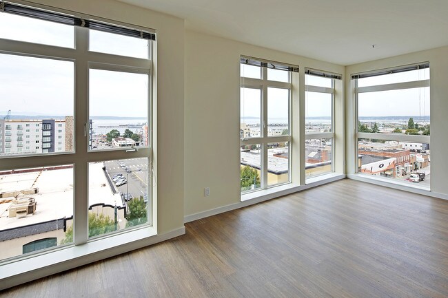 Aero Apartments, Everett, WA 98201 - photo 6