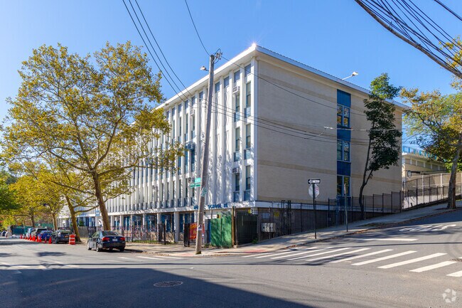 P.S. 10 Fort Hill is known for its strong Mathematics and Science focus.