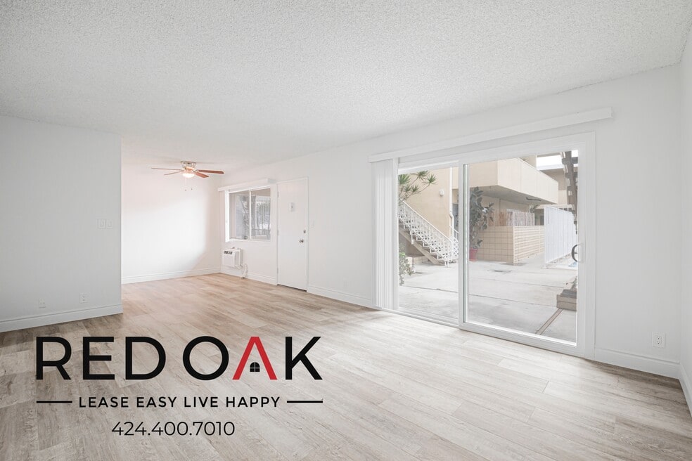 2050 Rodney Dr unit 7, Los Angeles, CA 90027 - photo 1