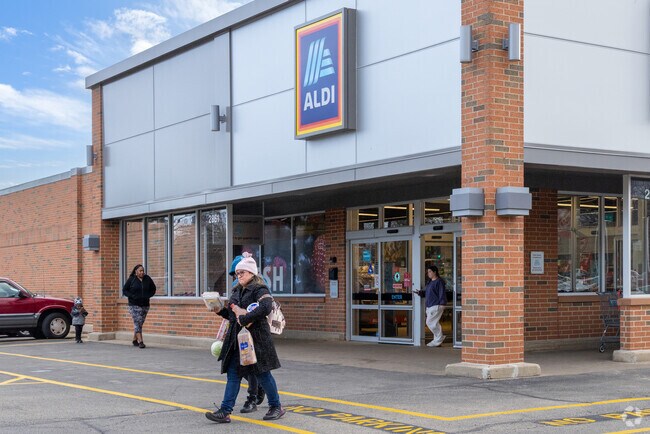 Aldi is one of the many grocery shopping options for residents of Hermon.