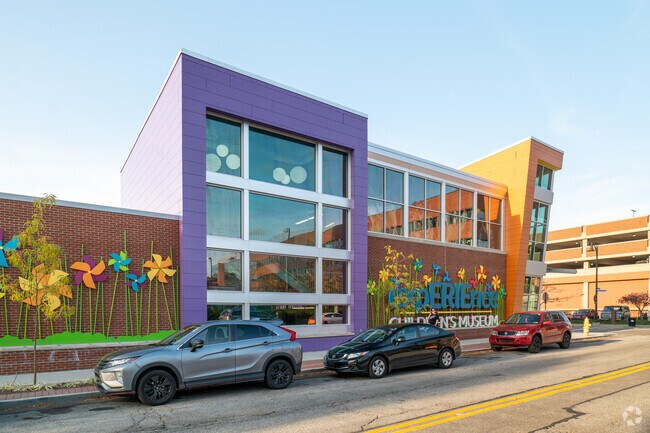 Mercyhurst residents are about 5 miles from downtown Erie amenitites.