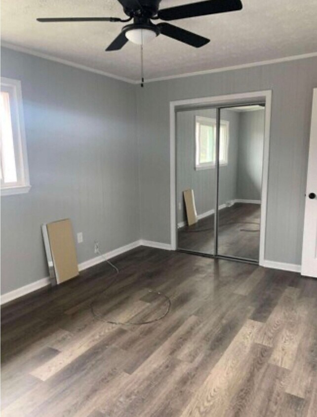 2 Ave, Cave Spring, GA 30124