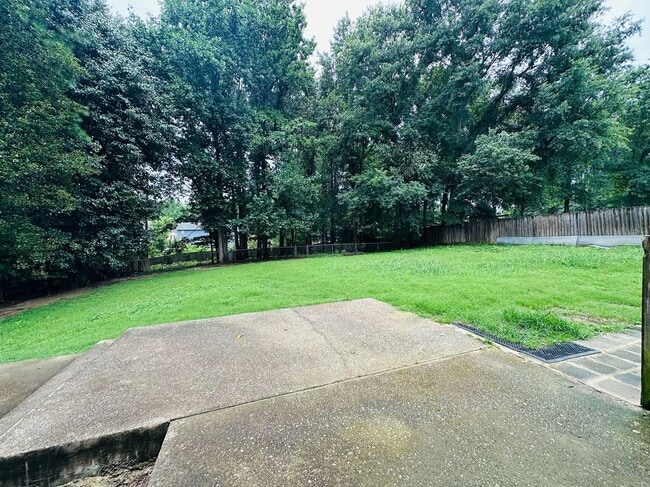 1900 Rocksram Dr, Buford, GA 30519 - photo 2