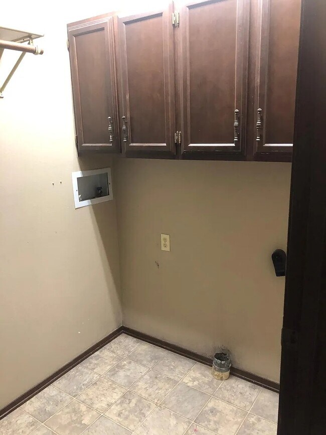 200 Lodge Dr unit 801, Lafayette, LA 70506 - photo 7