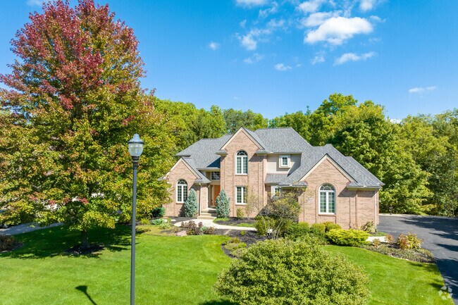 Enjoy proximity to nature in Barton Plateau & Huron River Heights.