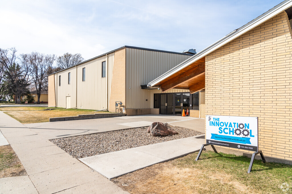 The Innovation School enrolls students from K through 6th grade.