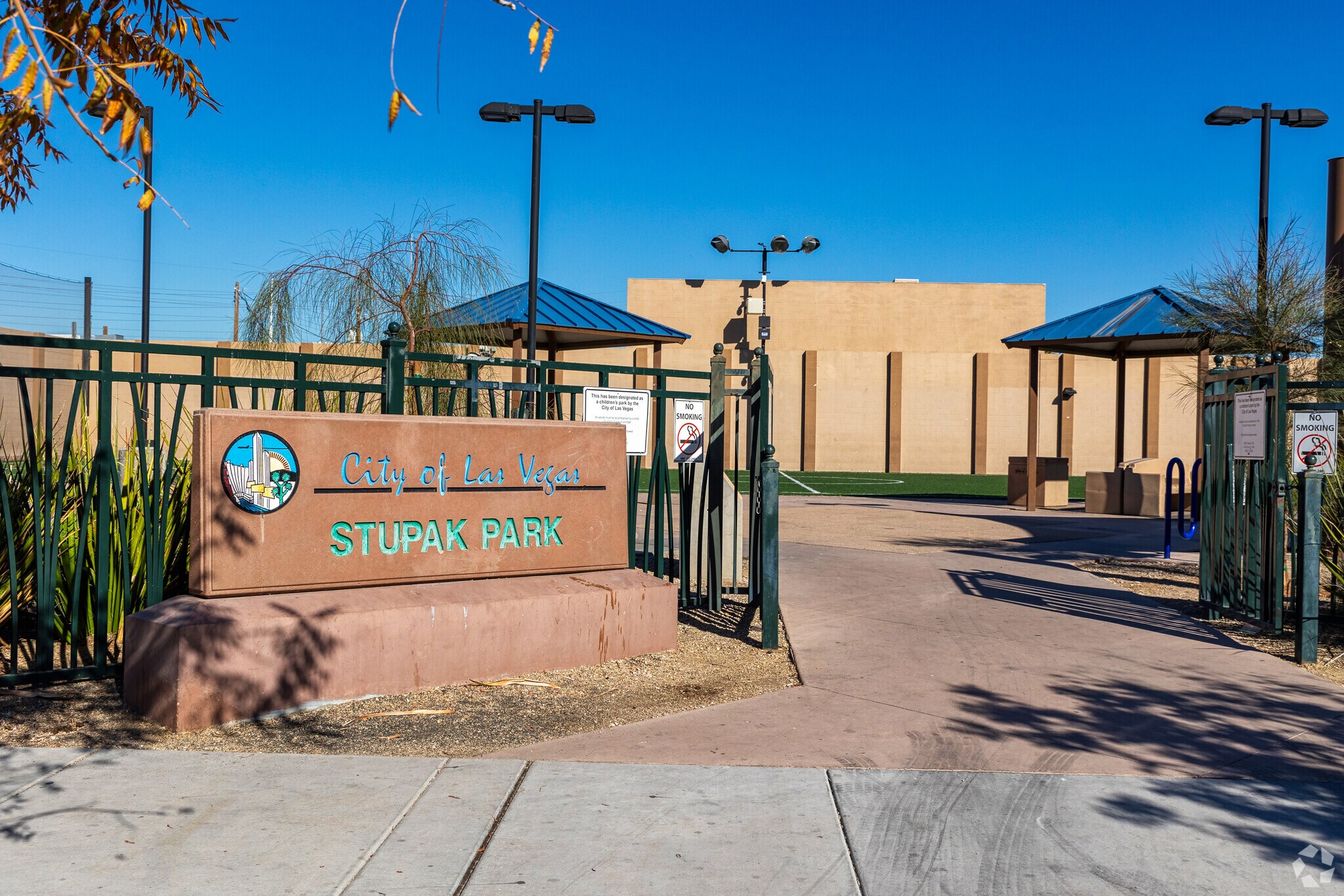 About The Strip | Schools, Demographics, Things to Do - Homes.com