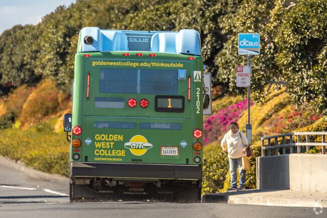 The bus routes in Laguna Beach are designed to provide easy access to popular destinations in the area, including beaches, shopping, dining and other key attractions.