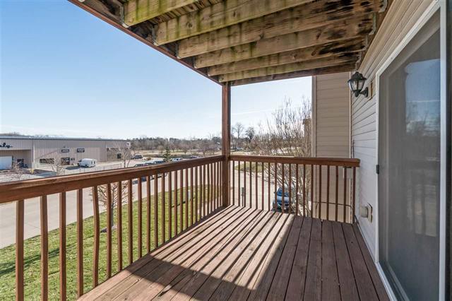 643 E 46th St unit 6, Davenport, IA 52806 - photo 7