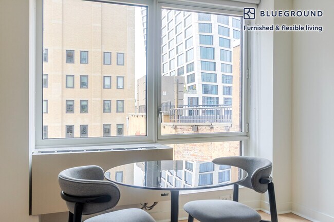 450 W 17th St unit FL7-ID2046, New York, NY 10011 - photo 5