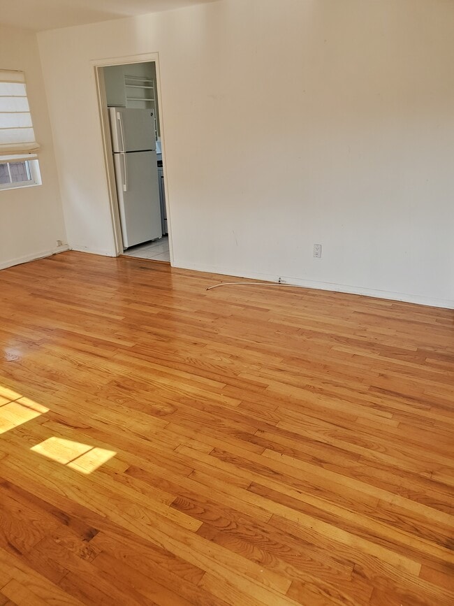 2616 Grand Canal unit 2616 1/2, Los Angeles, CA 90291 - photo 6