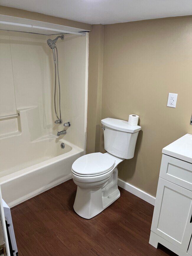 10 Bresock Ln unit 4 Basement, Washington, PA 15301 - photo 6