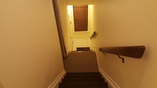 1802 Woodbridge Commons Way unit 2, Iselin, NJ 08830 - photo 4