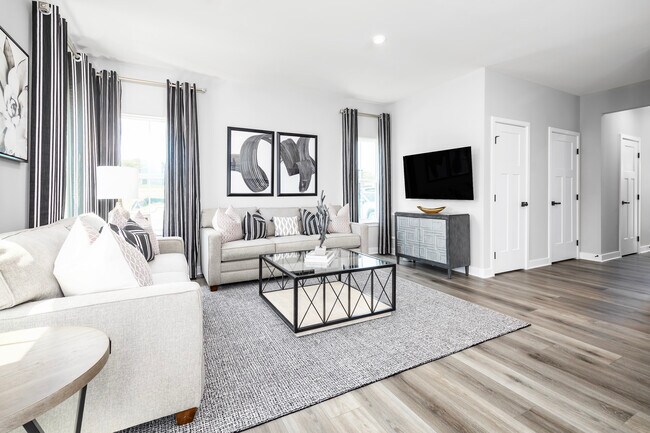 370 Tompkins Ln, Gallatin, TN 37066 - photo 6