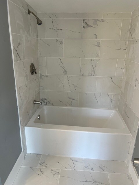 21 Winthrop St unit 2, Fitchburg, MA 01420 - photo 5