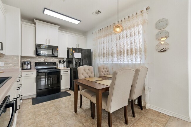 3601 E 103rd Cir unit B36, Thornton, CO 80229 - photo 3