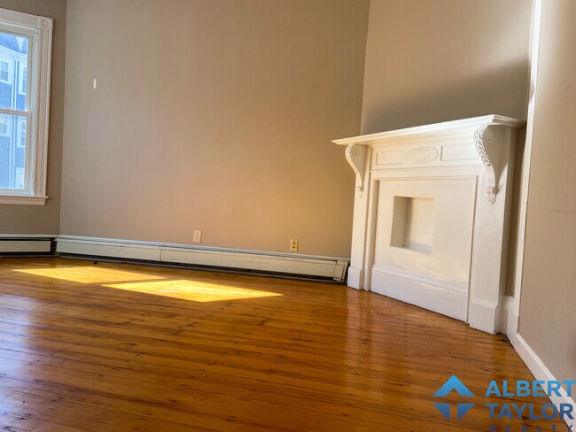 13 Sachem St unit 2, Roxbury Crossing, MA 02120 - photo 7
