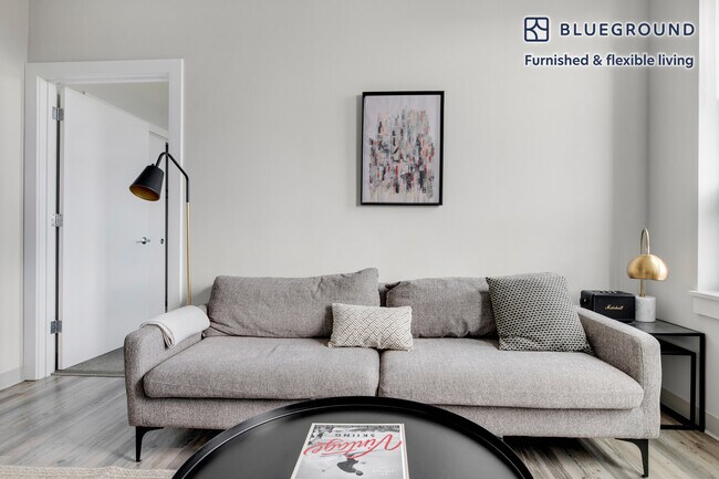 161 Washington St unit FL5-ID1187, Boston, MA 02135 - photo 2