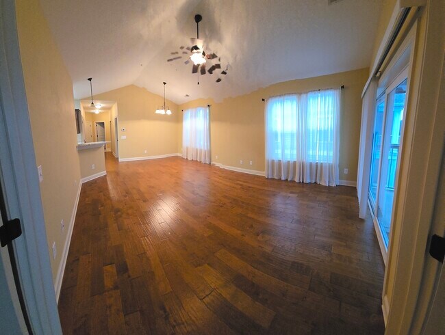 133 Ella Kinley Cir unit 401, Myrtle Beach, SC 29588 - photo 3