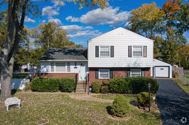 Split level homes are a popular style in the Cottrell Farms neighborhood.