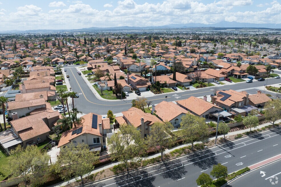 NH_Towngate_564571_P1_042225