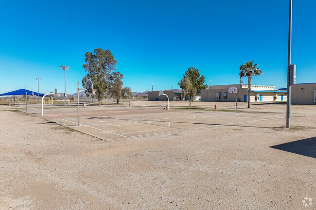 Sacaton Middle School in Pinal County cultivates a love for learning and exploration.