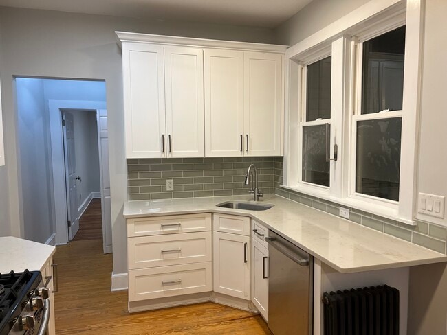 40 Nichols St unit 3, Newark, NJ 07105 - photo 6