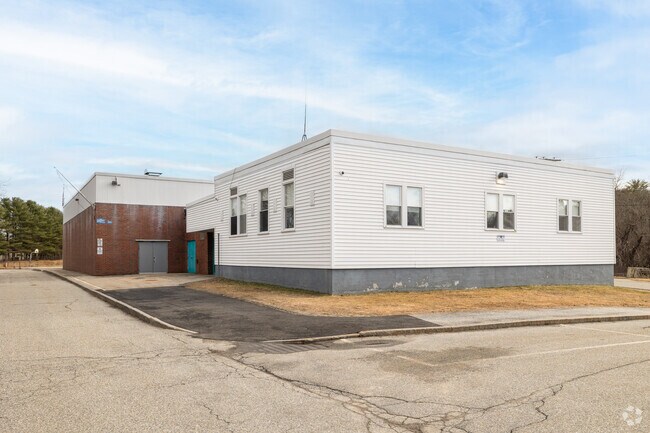 Sabattus Elementary School in Wales serves grades 1-2.