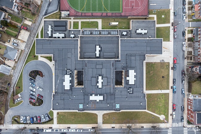 Reynolds Middle School compact campus is not overwhelming to new students.