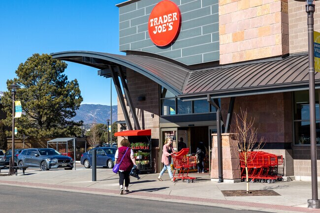 Trader Joe's is just north of the Cragmor neighborhood.