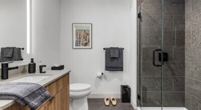 226 E Grand Ave, Chicago, IL 60611 - photo 5