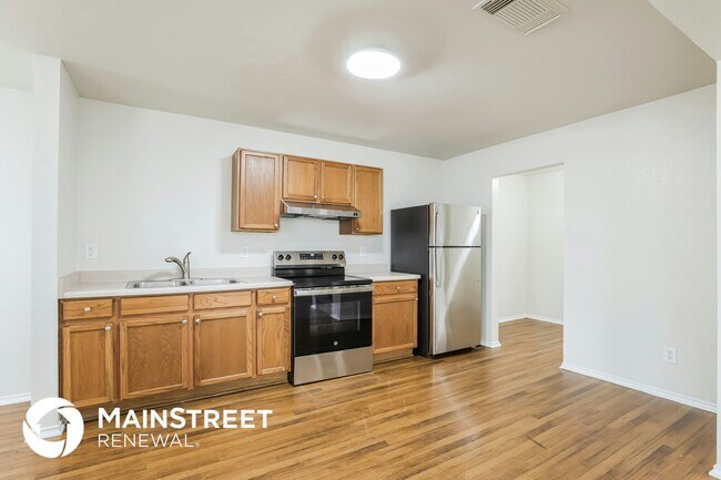 2831 Amber Morning, San Antonio, TX 78245 - photo 6