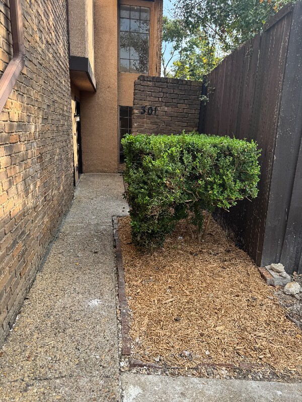 6019 Ridgecrest Rd, Dallas, TX 75231 - photo 2