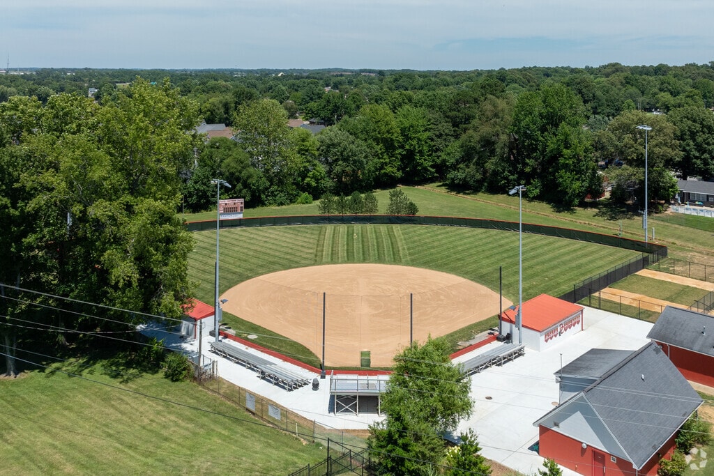 Daviess County High School scored an A- for teachers on niche.com.